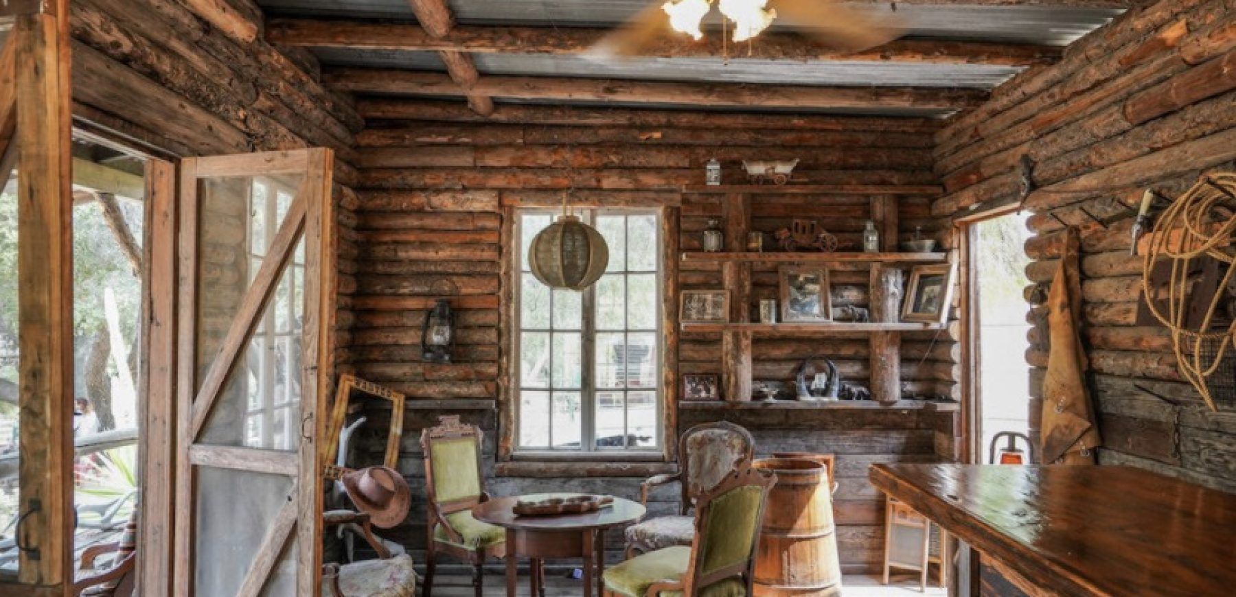Vintage-Saloon-2