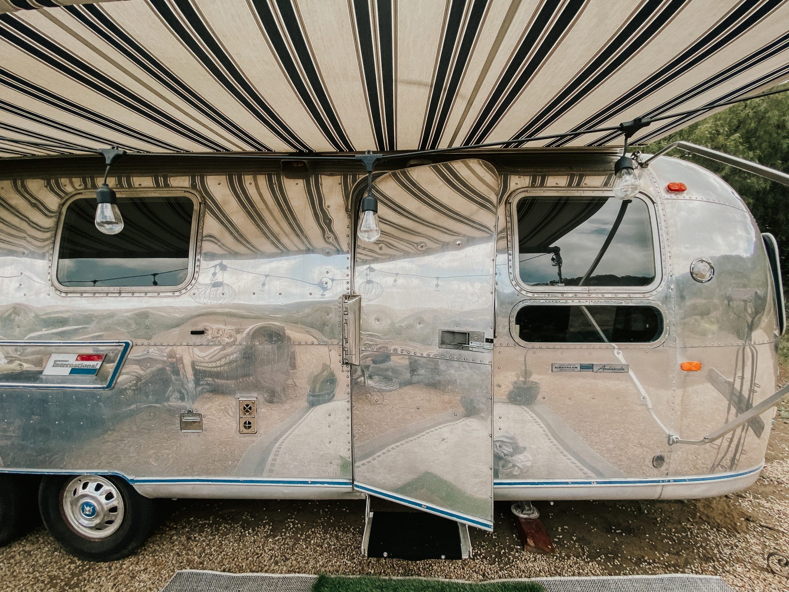 Airstream front