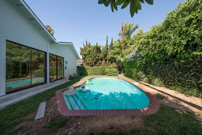11190_pool3