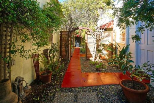 644_Back-Courtyard-Long-North-1J