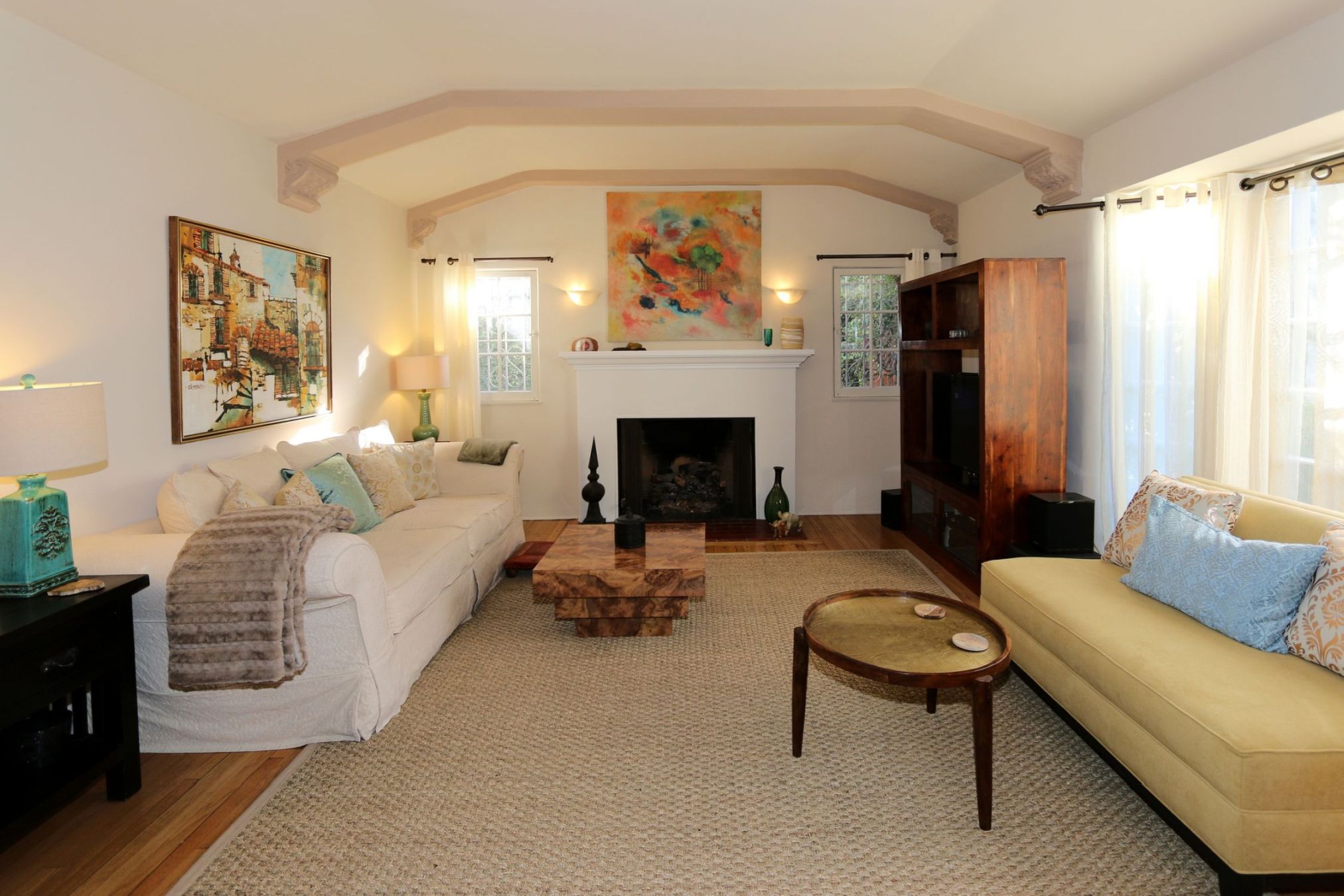 644_Living-Room-1J