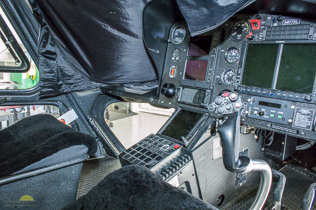 Airport-Hanger-10