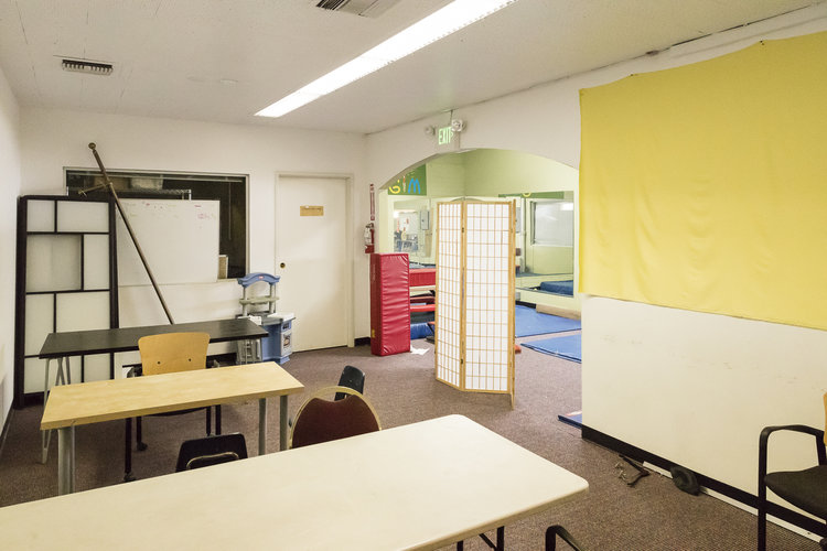 Classroom-Carpet-Room-1