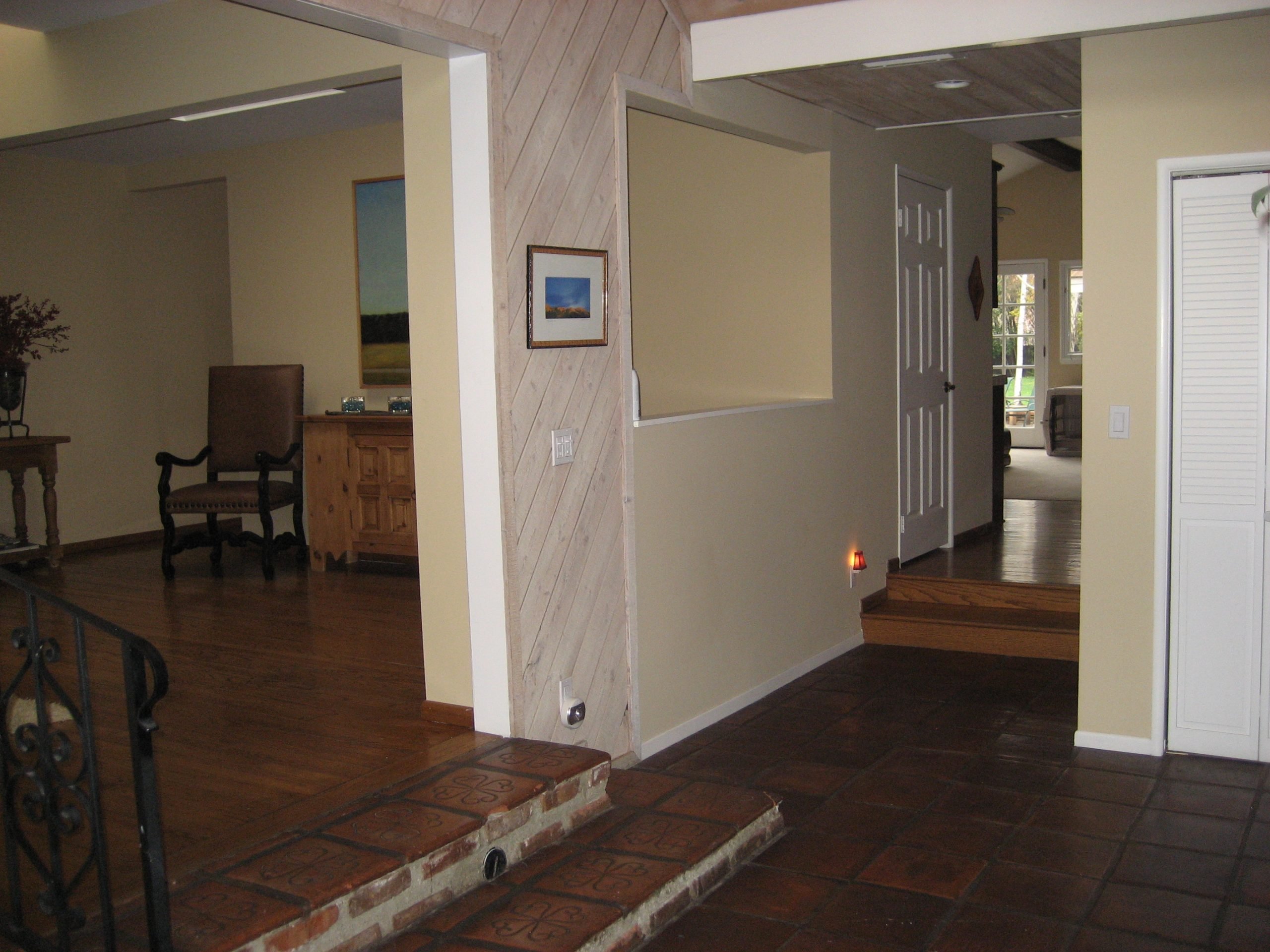 Foyer-to-hall-or-living-rm