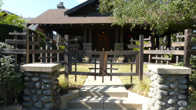 Front-of-House-with-Gate-Swenson