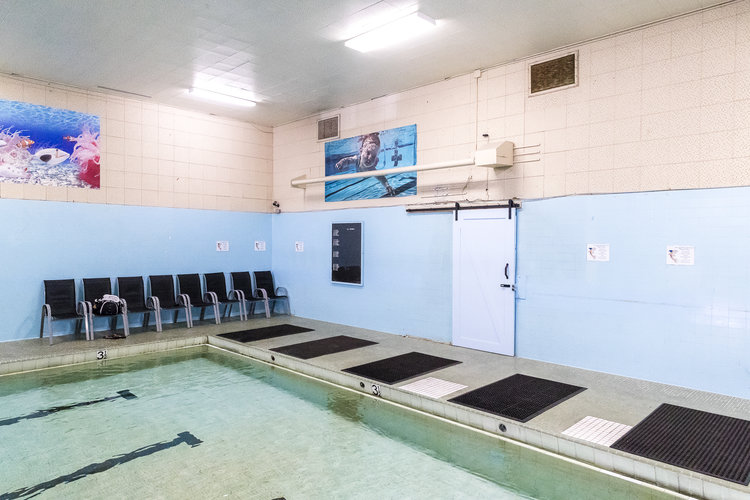 Indoor-Pool-R