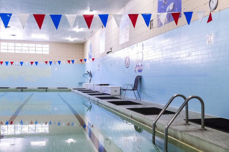 Indoor-Pool-Steps