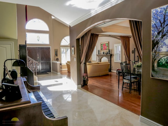 Jane-Adrianson-Sherman-Oaks-7-of-21