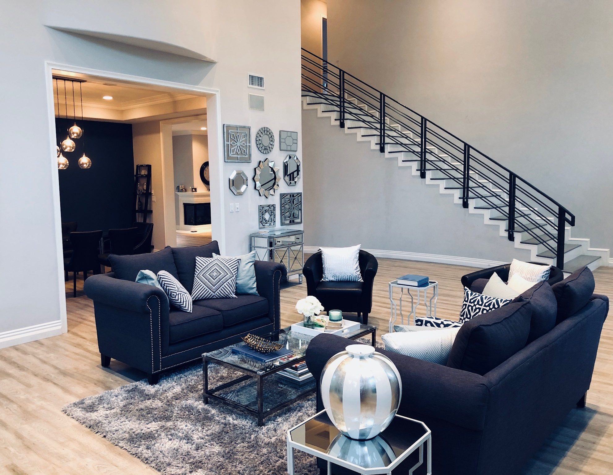Living-Room-6-e1533146053155
