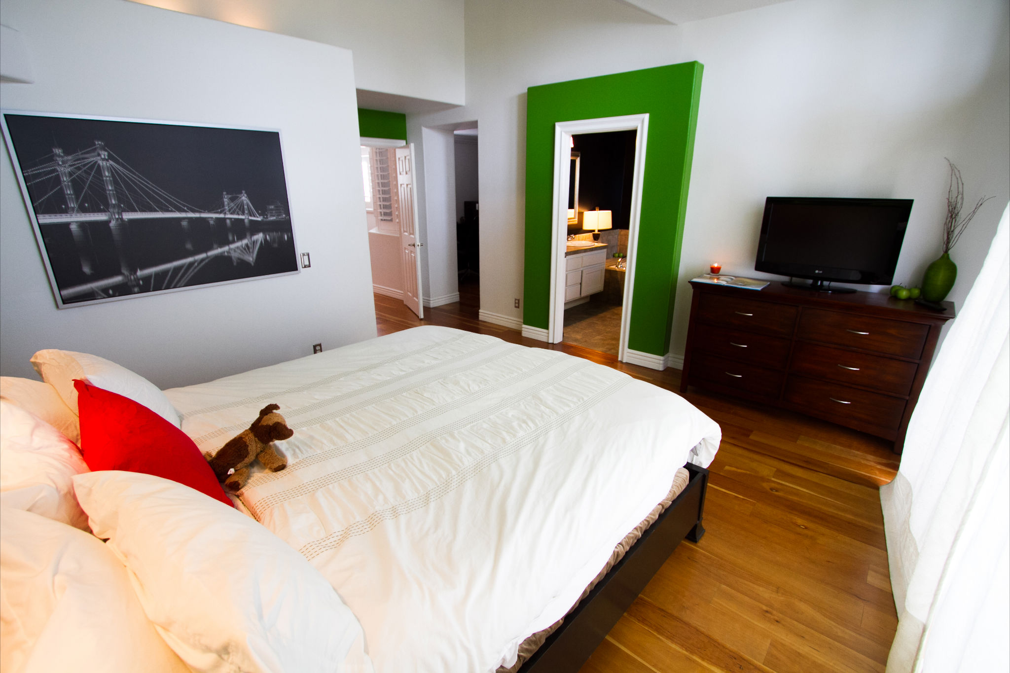 Master-Bed-2