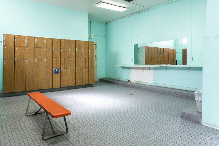 Men_s-Locker-Room-3