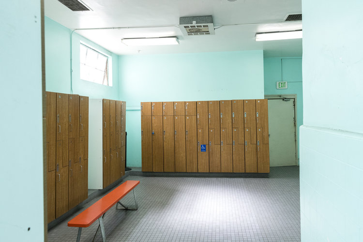 Men_s-Locker-Room-6