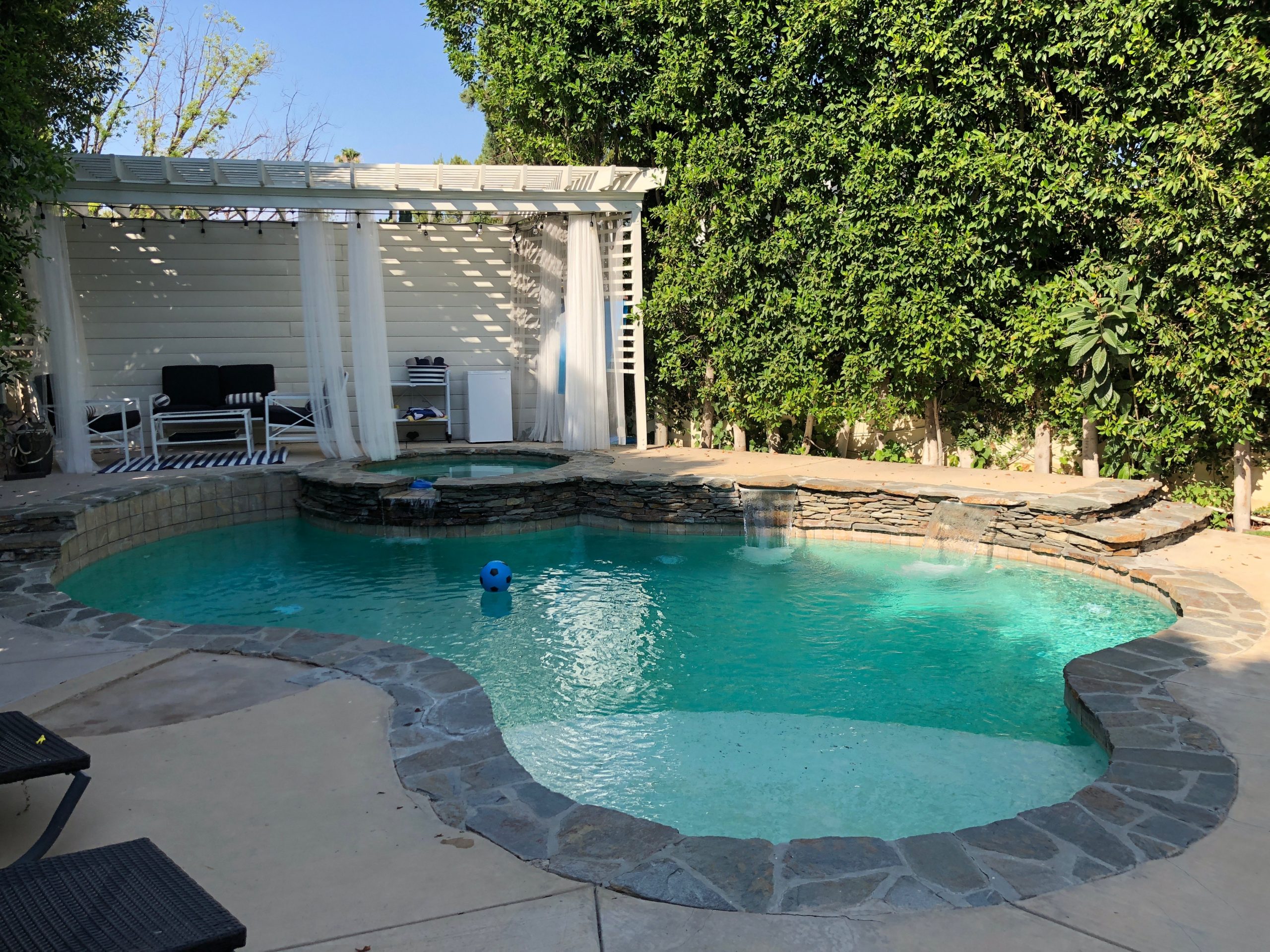 Pool-Cabana-1