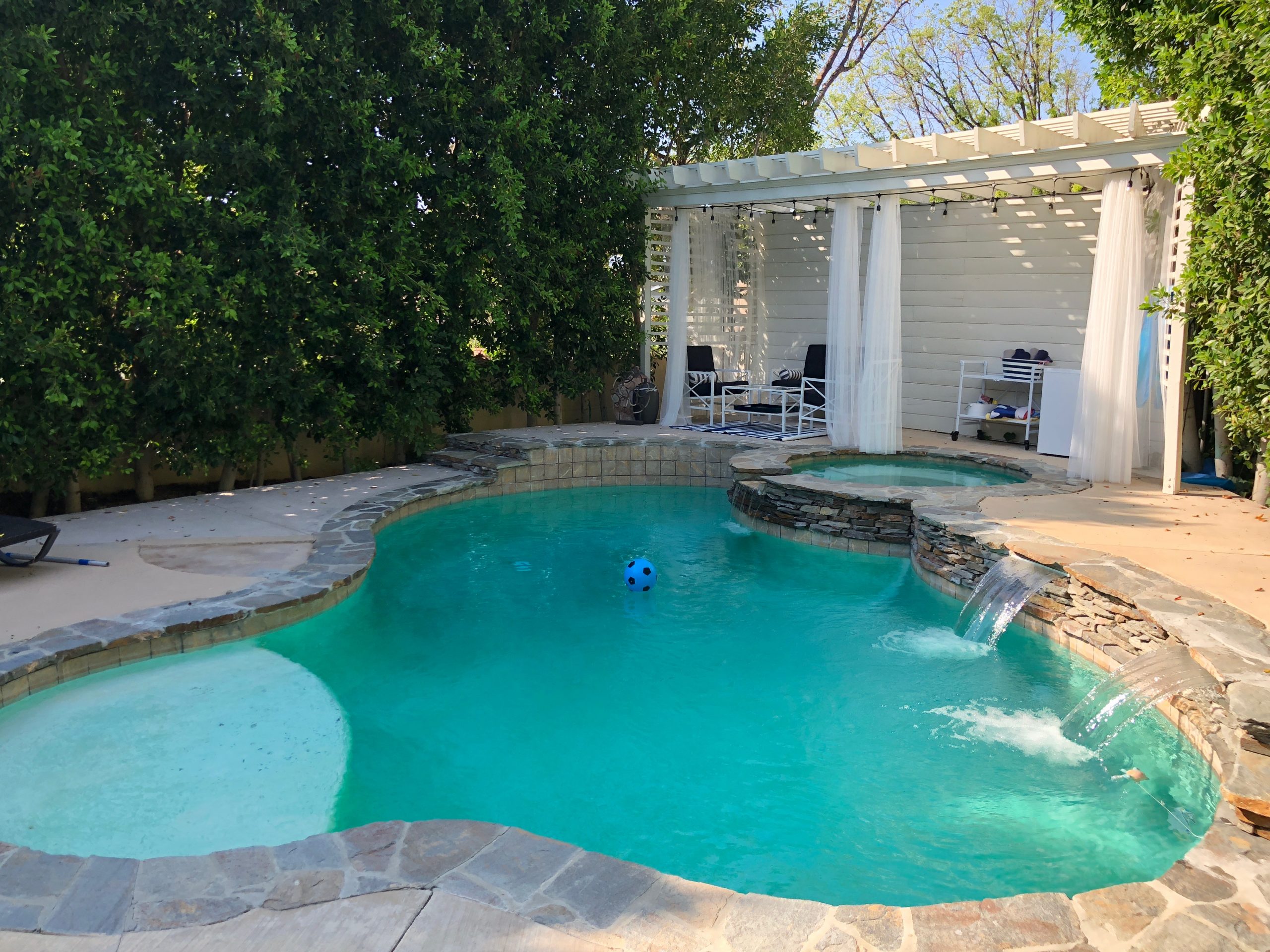 Pool-Cabana-2