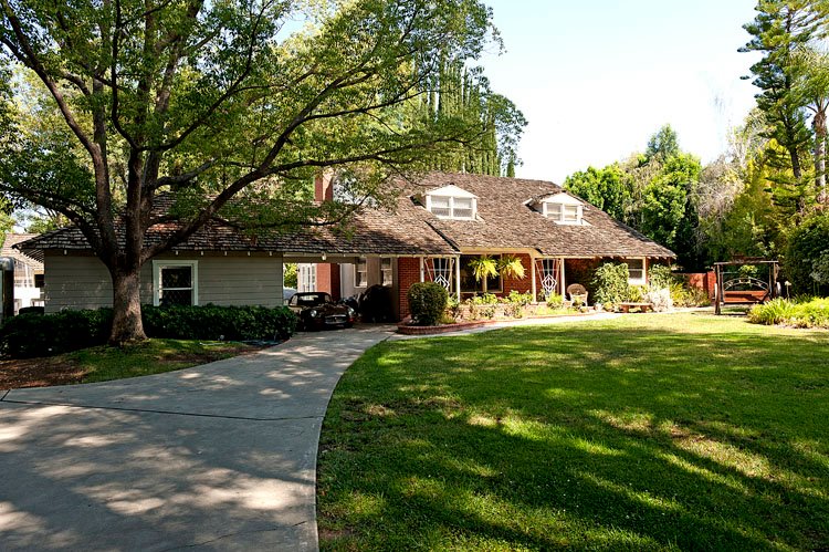 full-view-of-house
