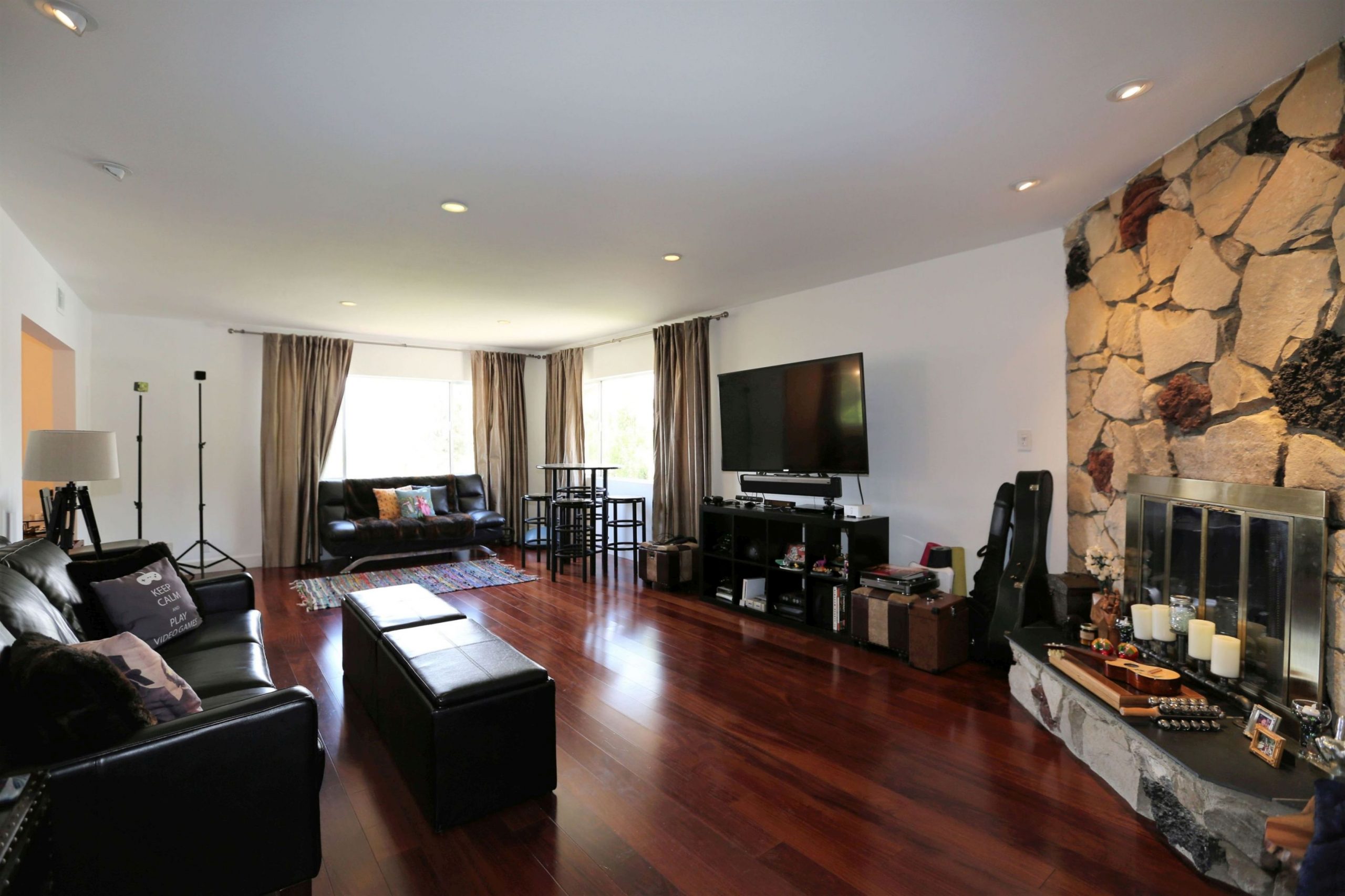 livingrm1