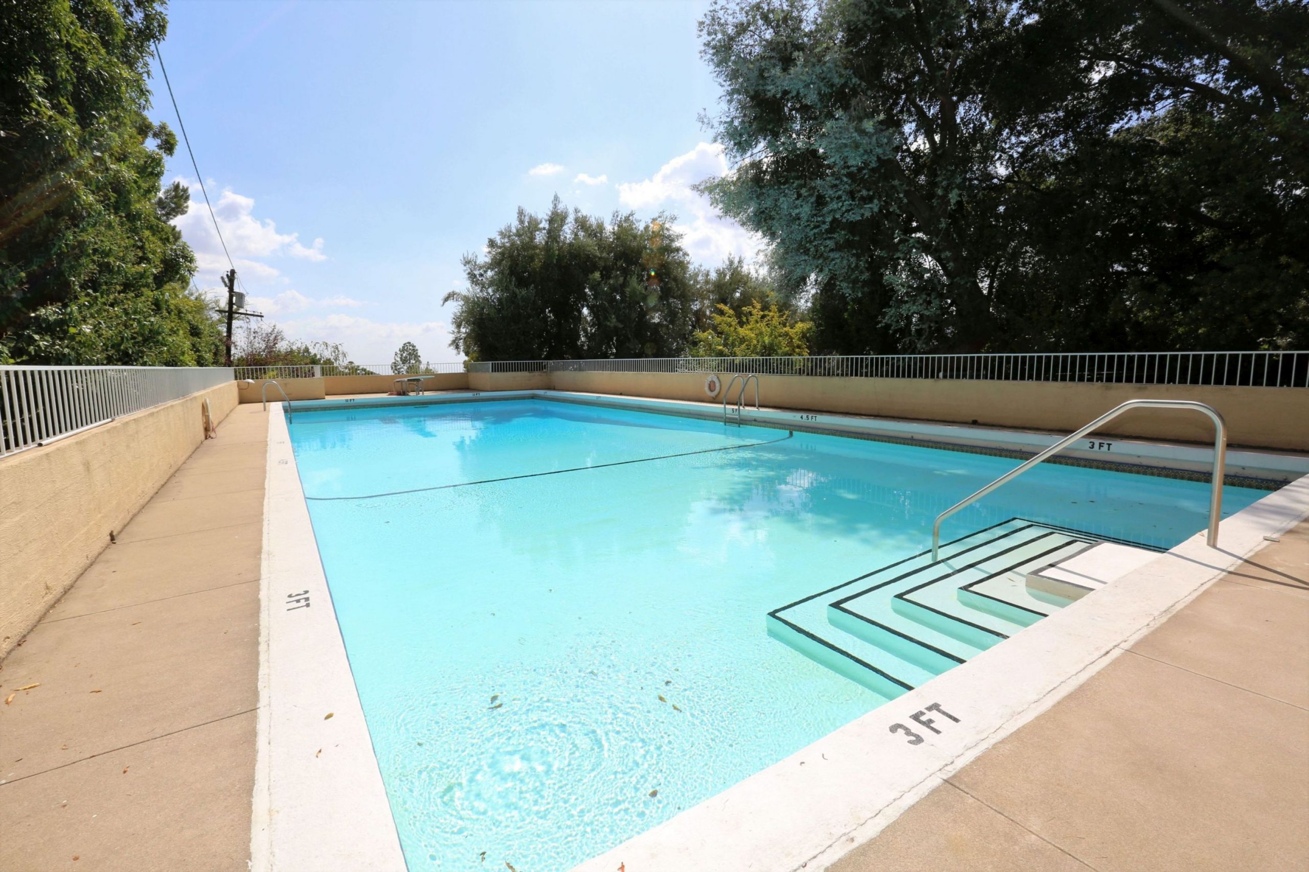 pool4