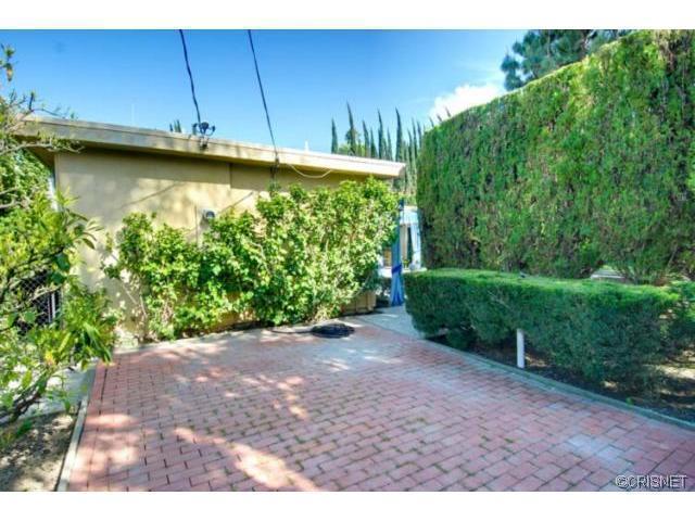 side-yard