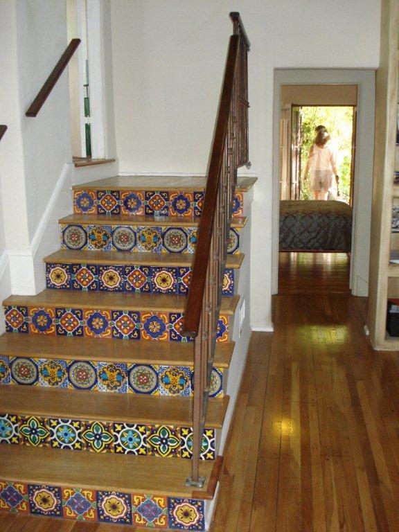 stairs-to-kitchen