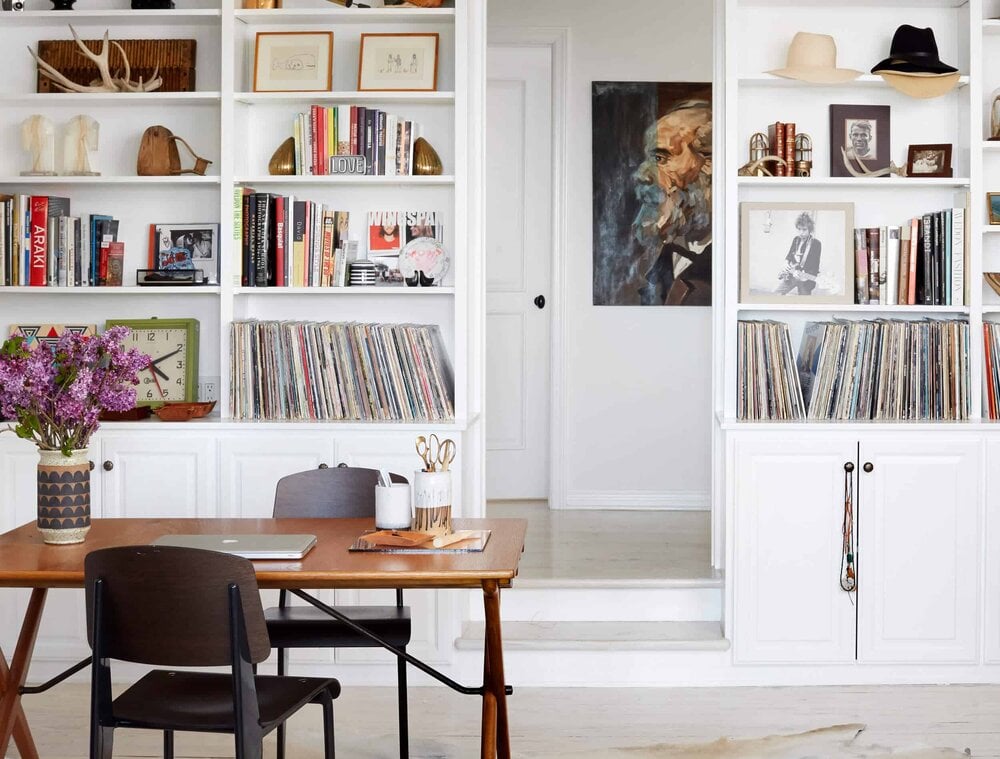 Emily-Henderson_House-Tour_Tomer_Styled_Book_Modern_Rustic_15