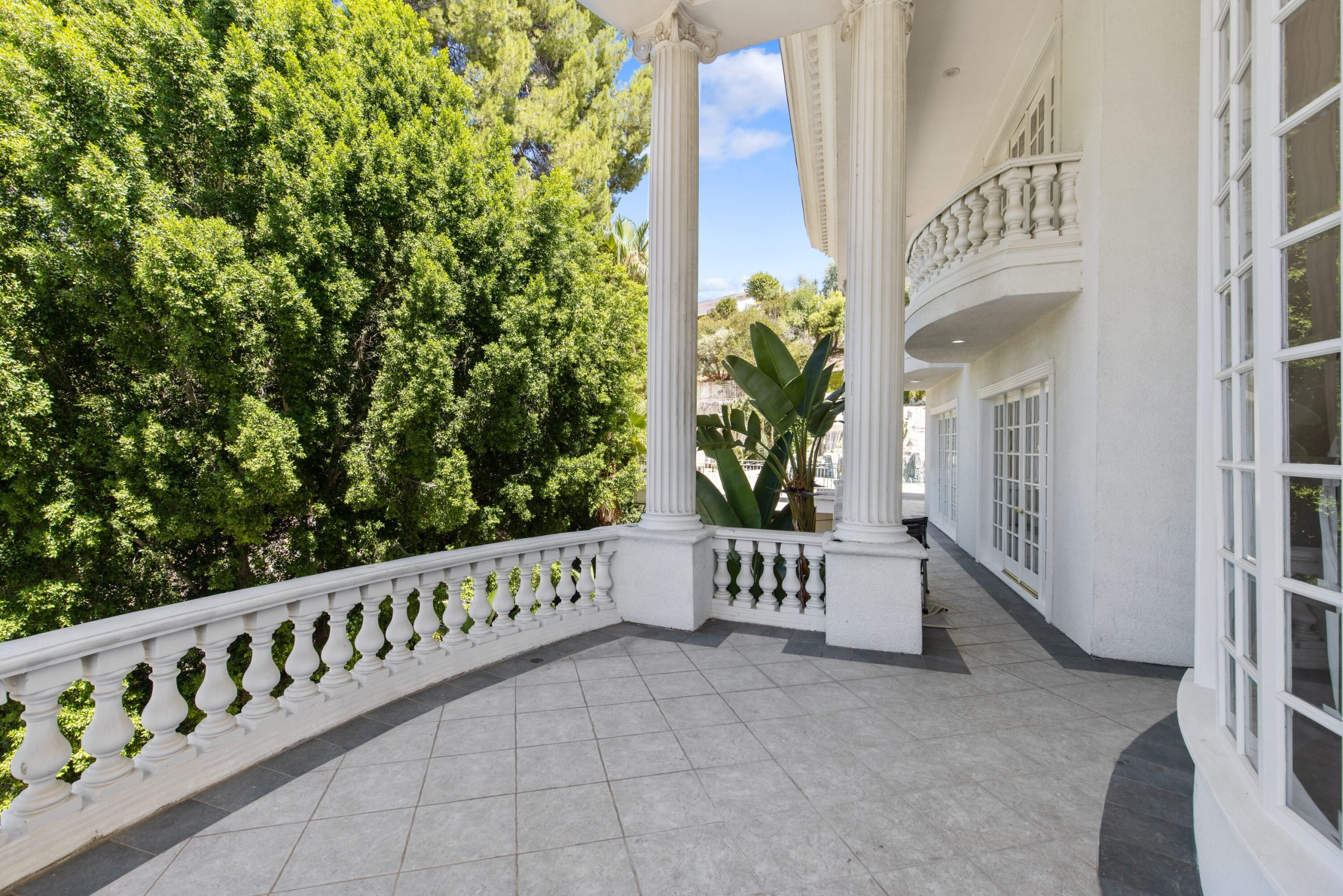 4434-Grimes-Pl-Los-Angeles-CA-print-026-007-Grimes6-3000x2001-300dpi