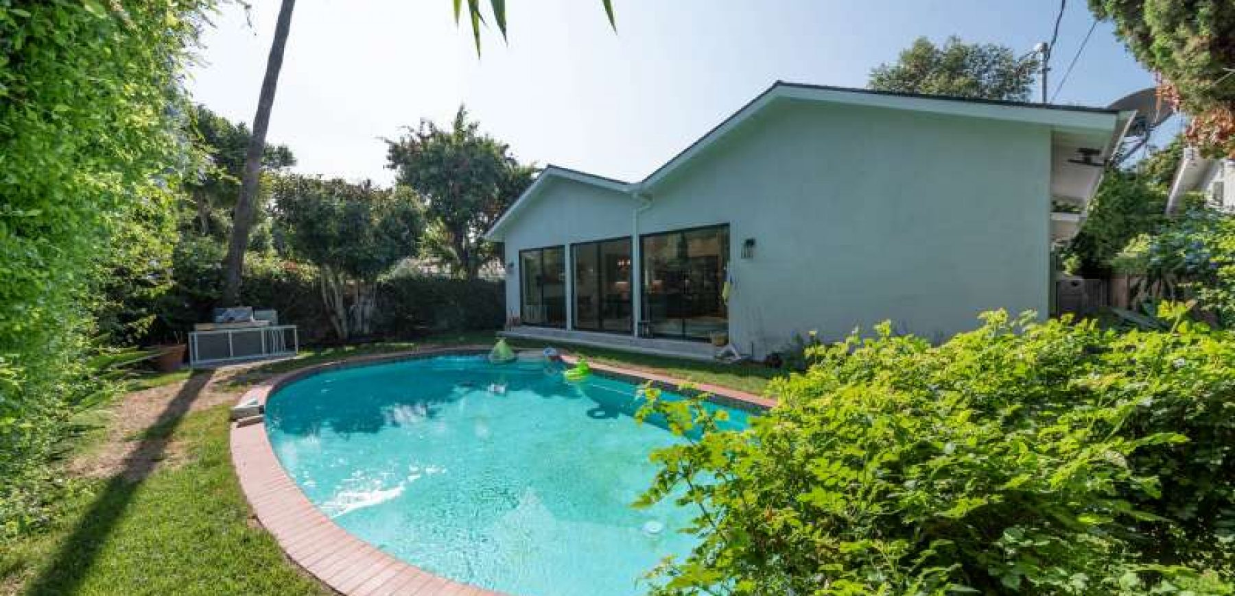11190_pool4