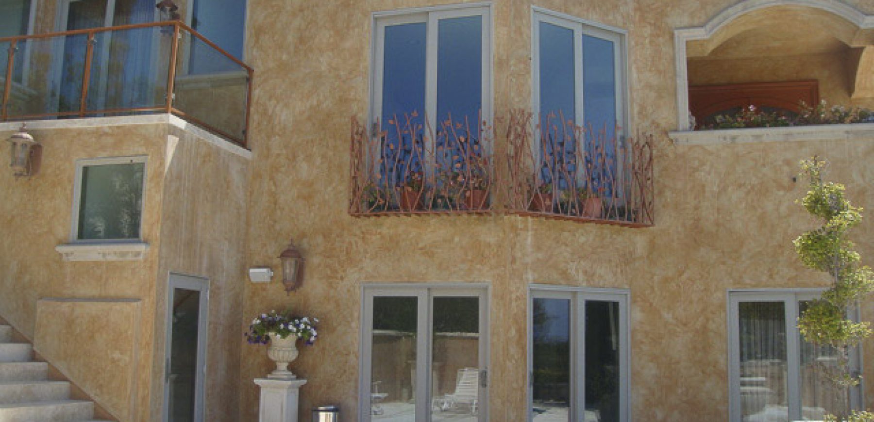 2010-33-of-37