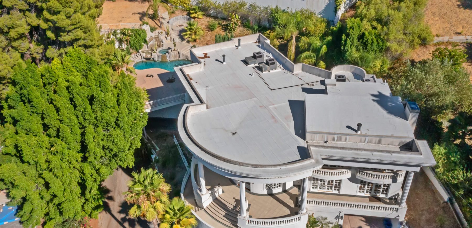 4434-Grimes-Pl-Los-Angeles-CA-print-019-049-Grimes54-3000x1999-300dpi