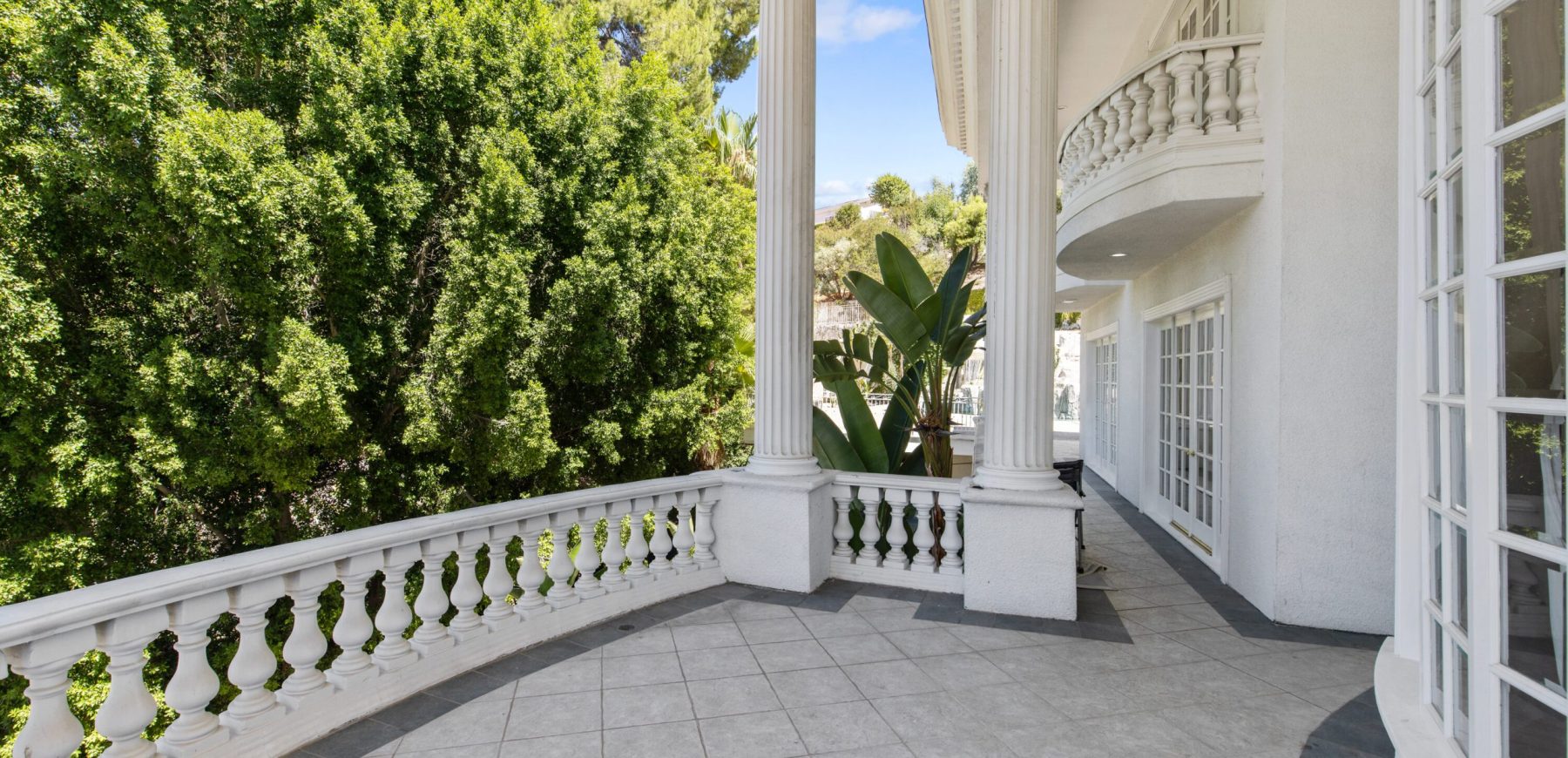 4434-Grimes-Pl-Los-Angeles-CA-print-026-007-Grimes6-3000x2001-300dpi