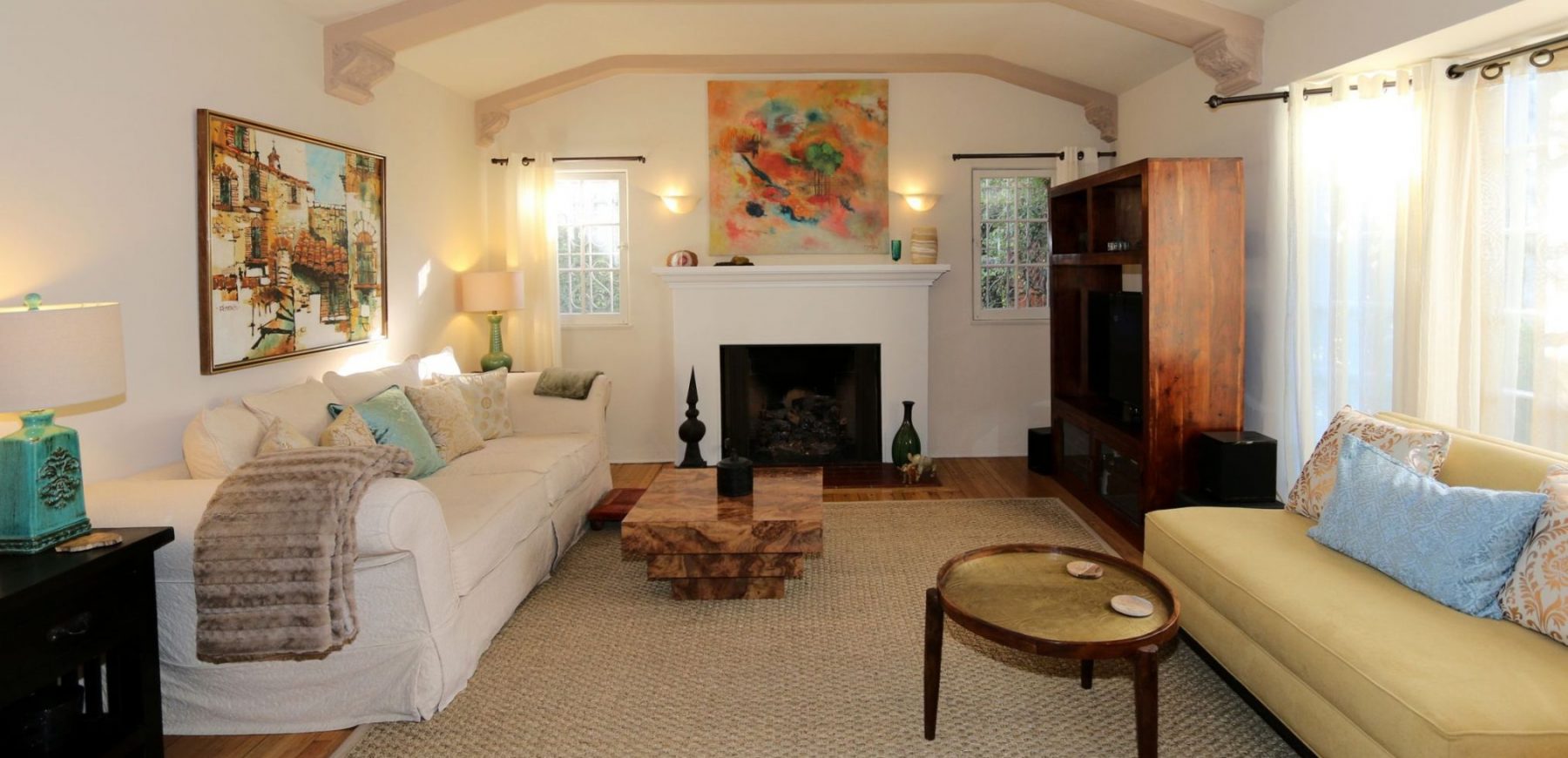 644_Living-Room-1J