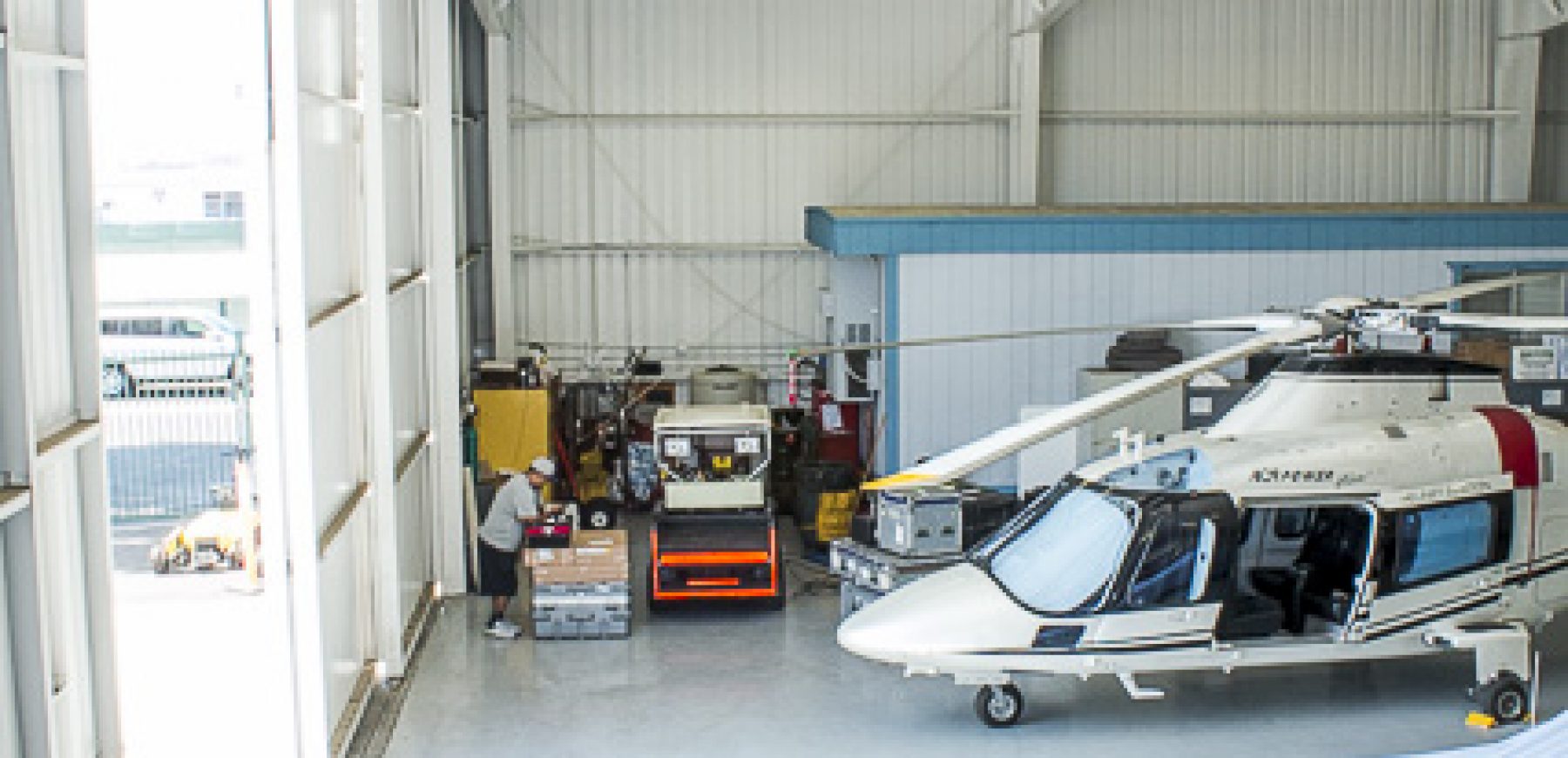 Airport-Hanger-17