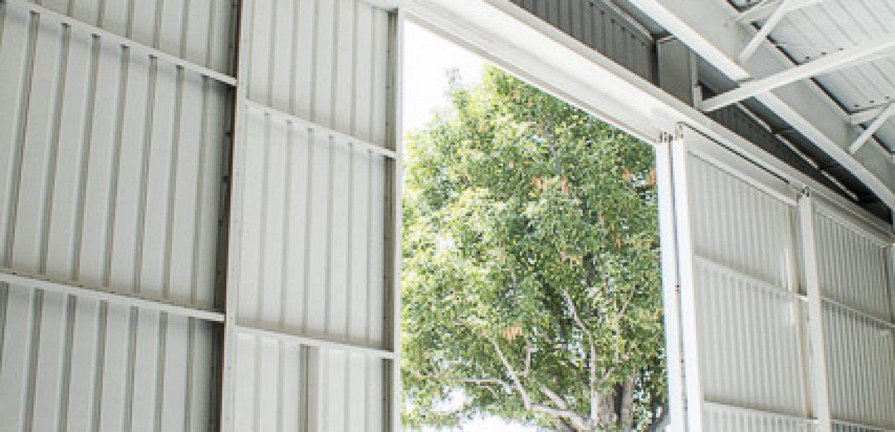 Airport-Hanger-27