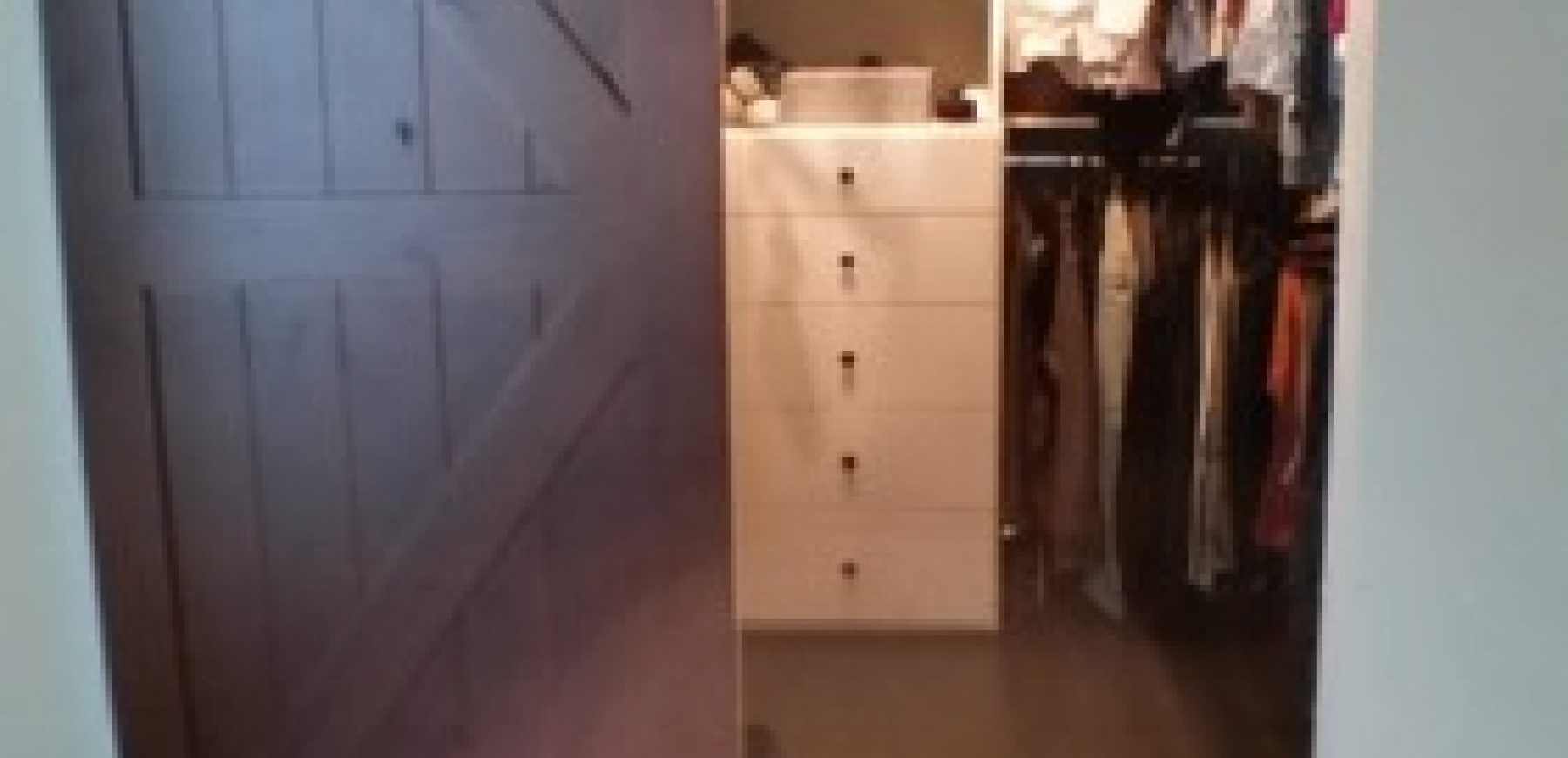 CLOSET_2-450x800-281x500-1