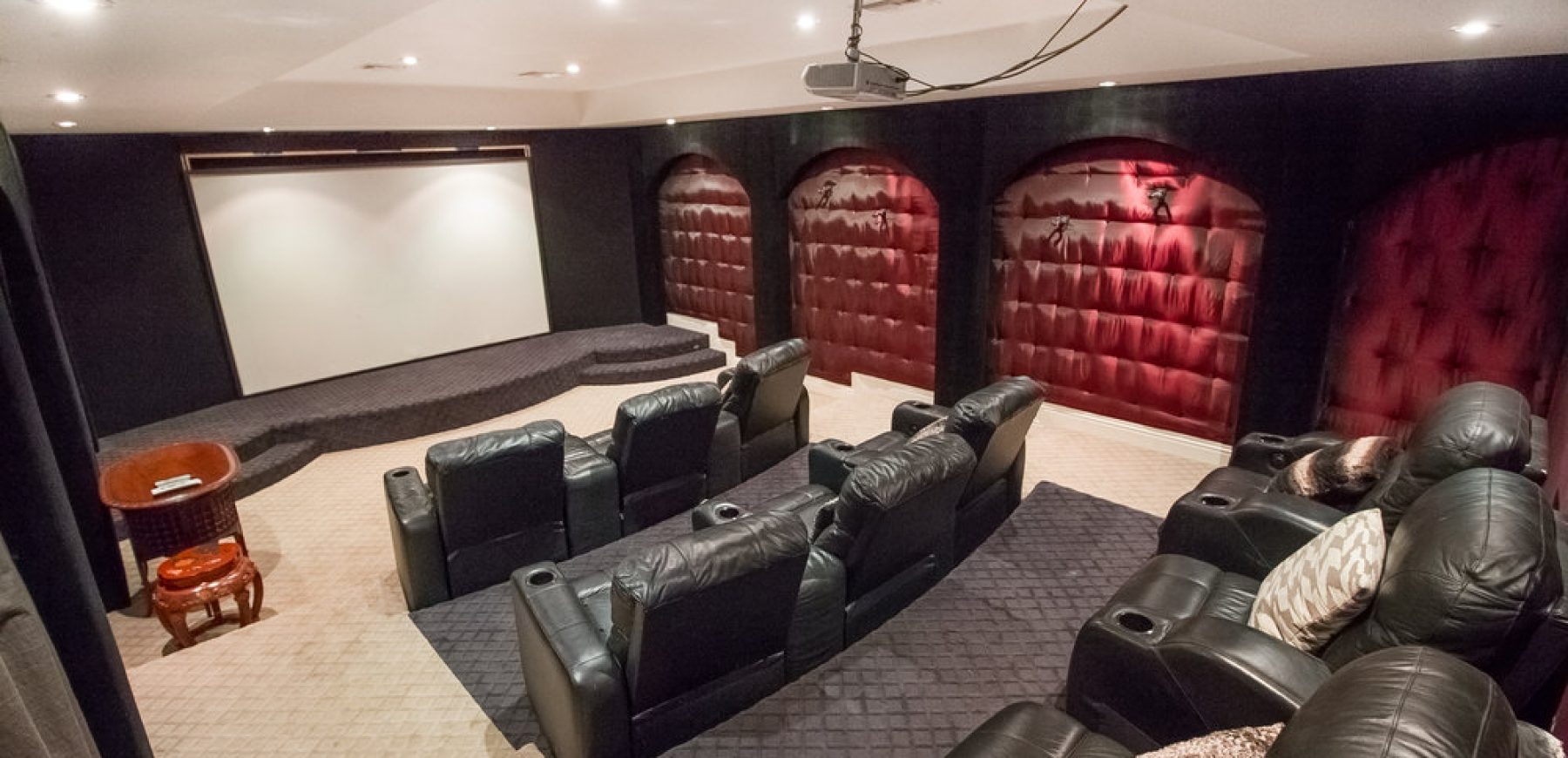 Chan25-theater-1