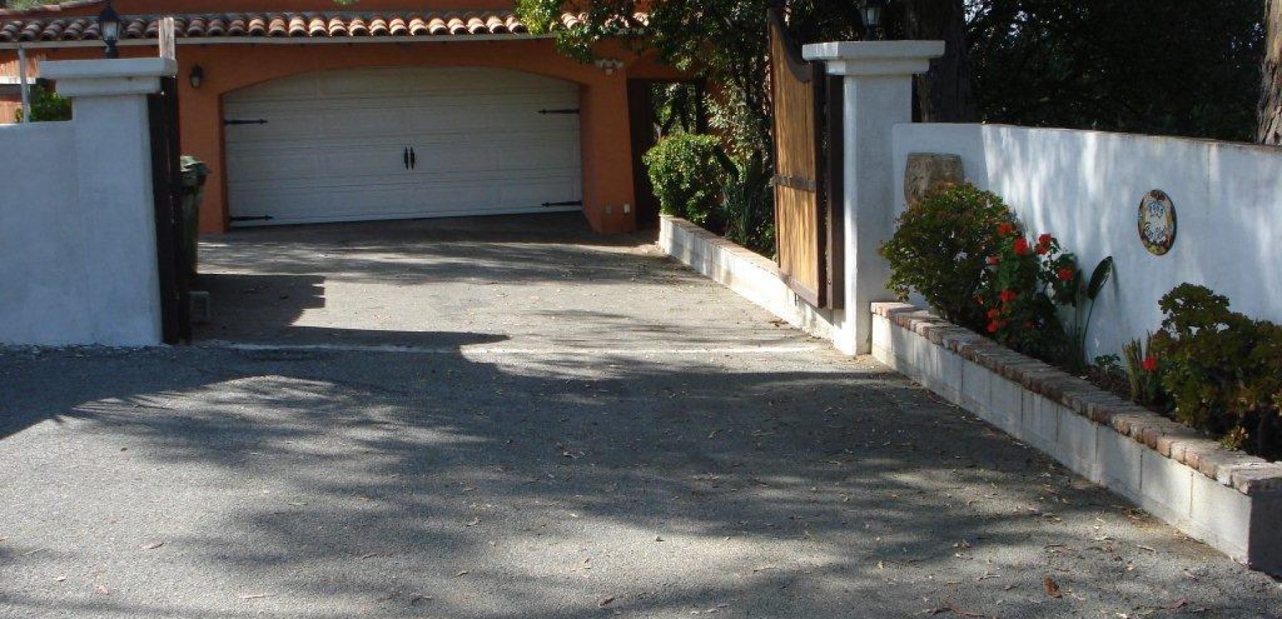 Entrance-Casa-Colinas