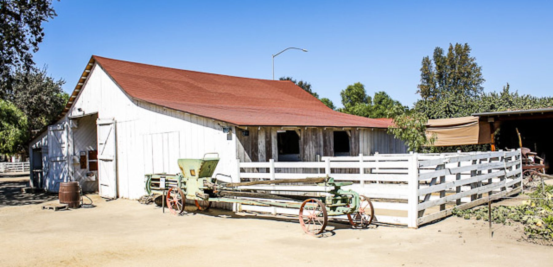Leonis-Adobe-20-of-79