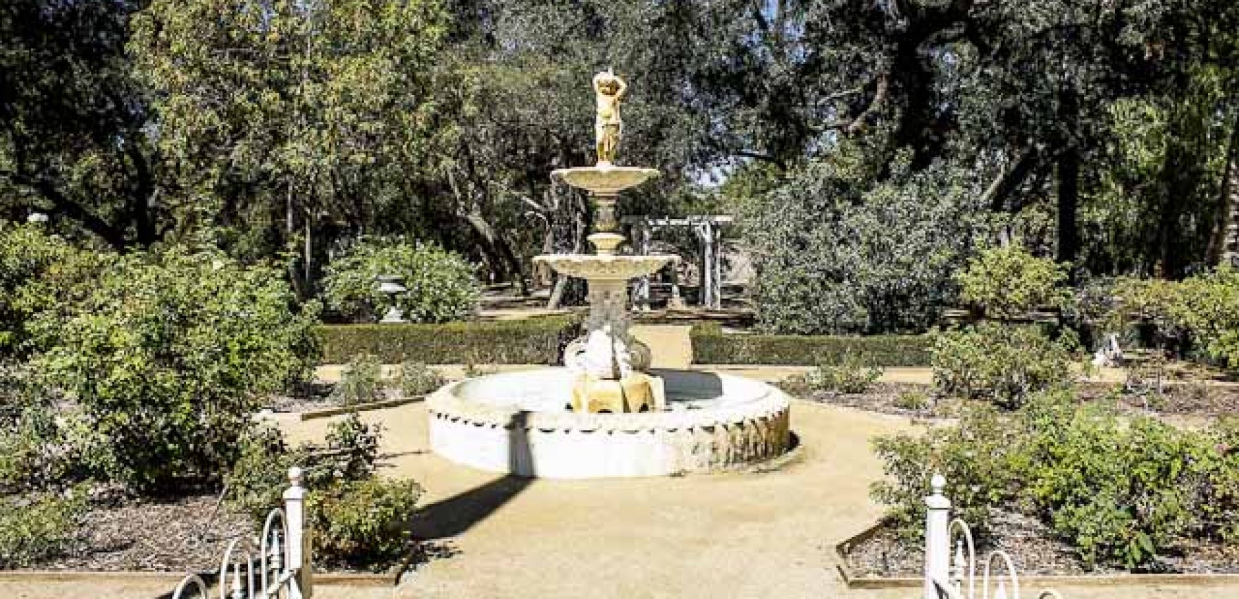 Leonis-Adobe-61-of-79