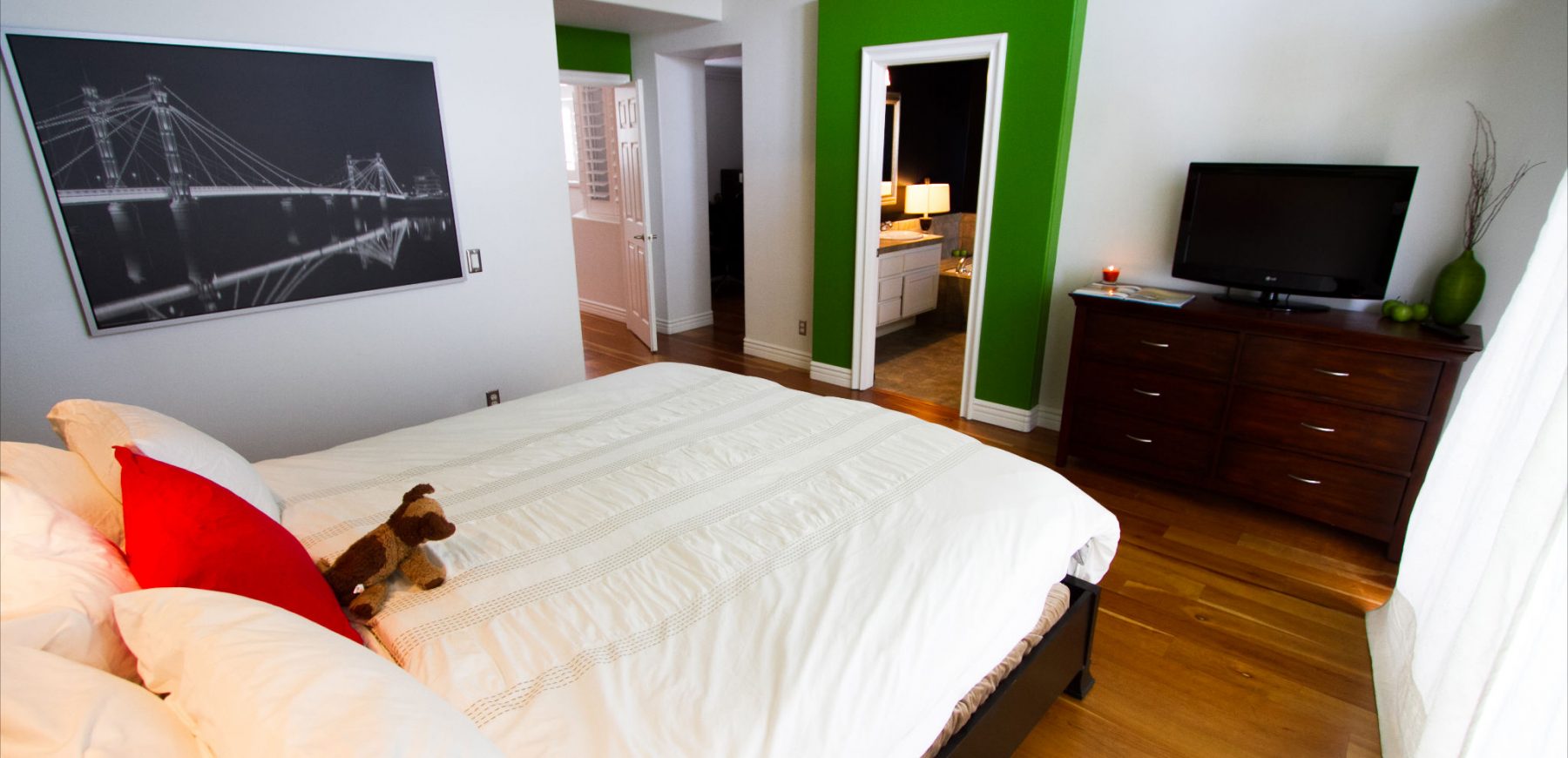 Master-Bed-2