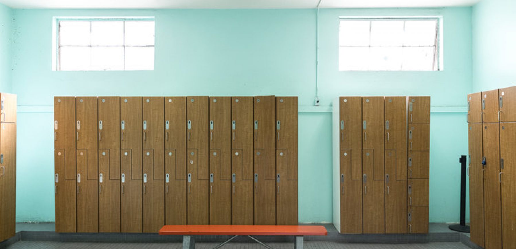 Men_s-Locker-Room-4
