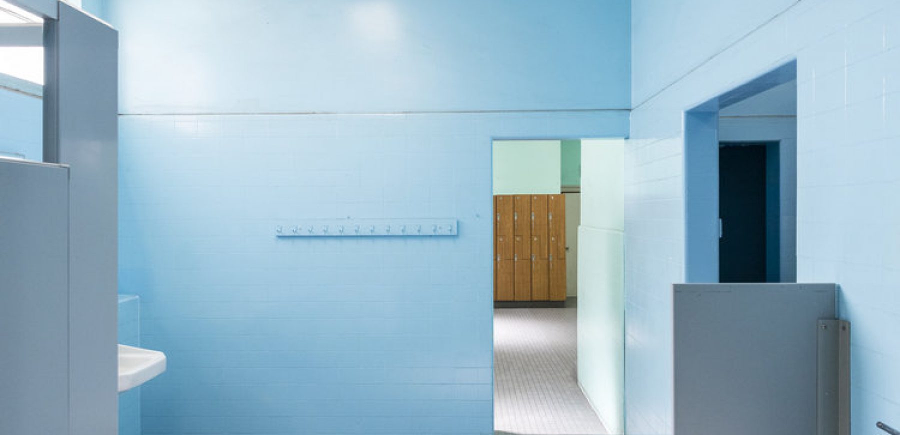 Men_s-Locker-Room-Hallway-2
