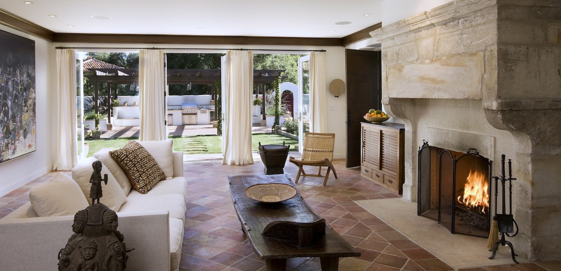 Para-Grande_Family_Room1