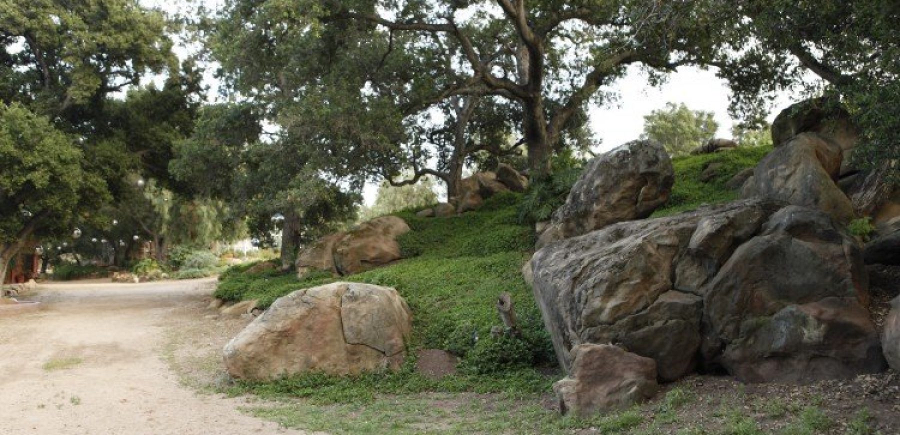 Rocks-on-Road-750x500