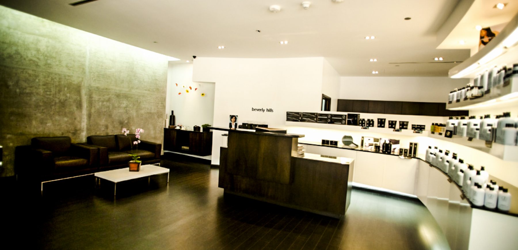 Salon-7-of-7