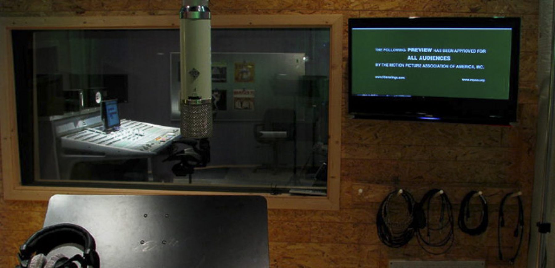 Studio-B-Booth-3-copya-1-7