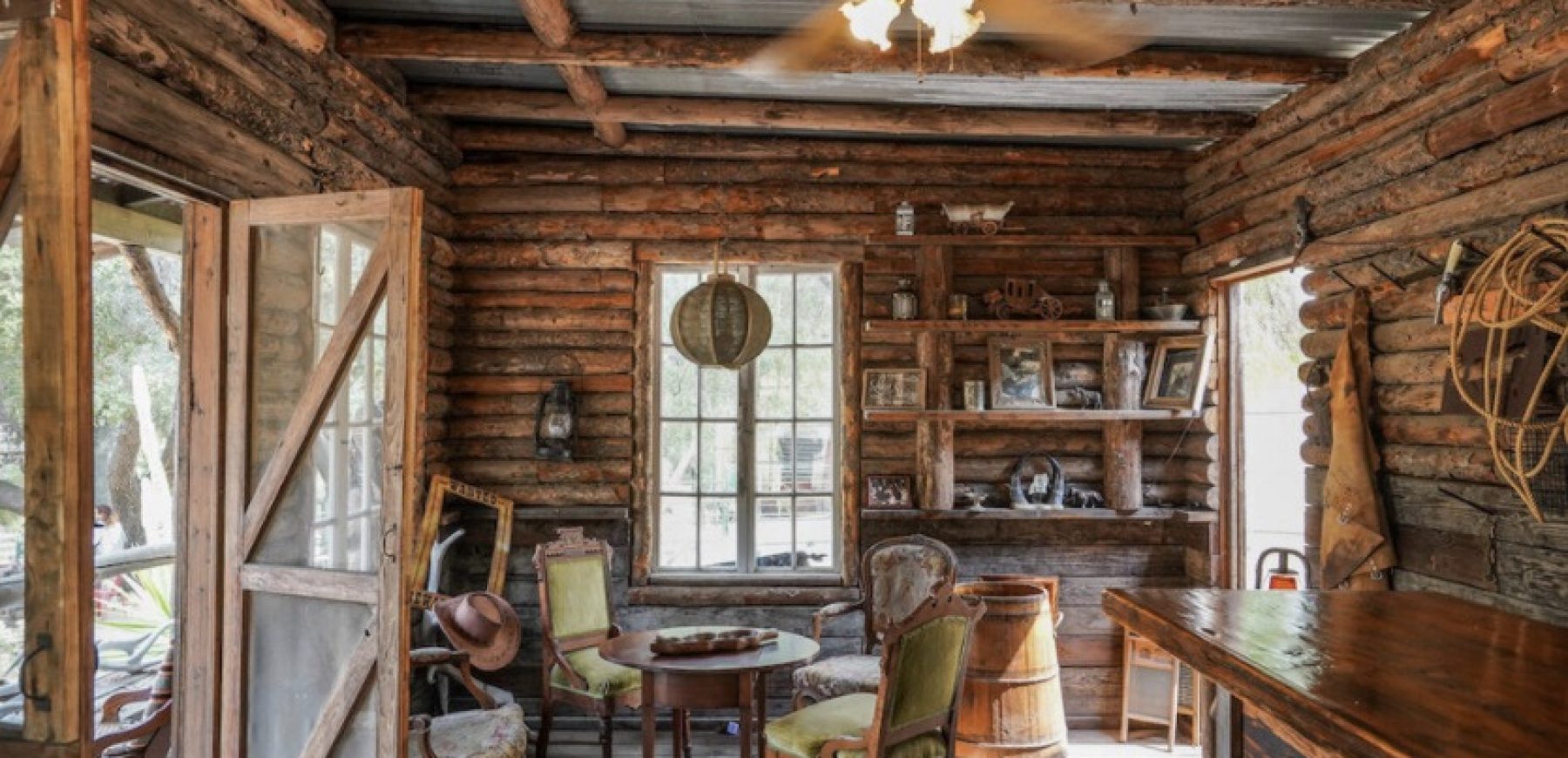Vintage-Saloon-2