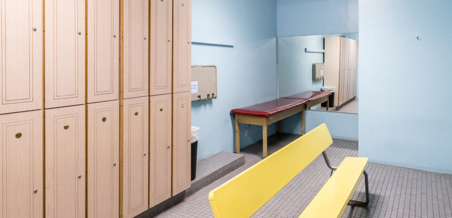 Women-Locker-Room-1