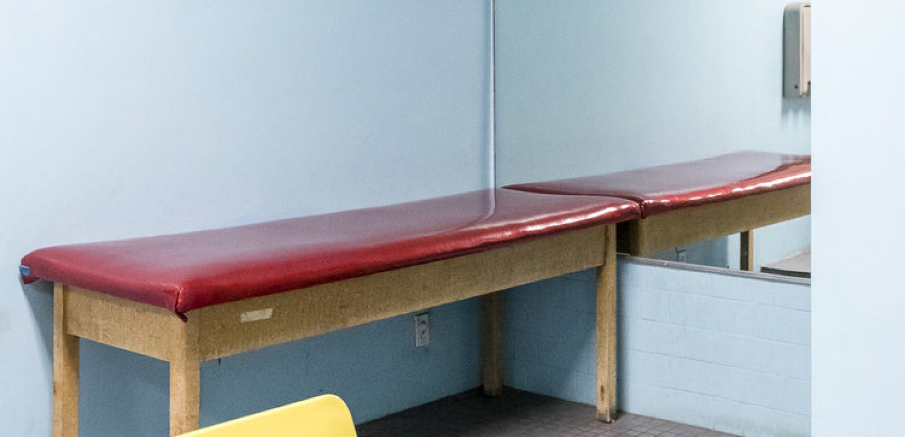 Women-Locker-Room-Changing-Table