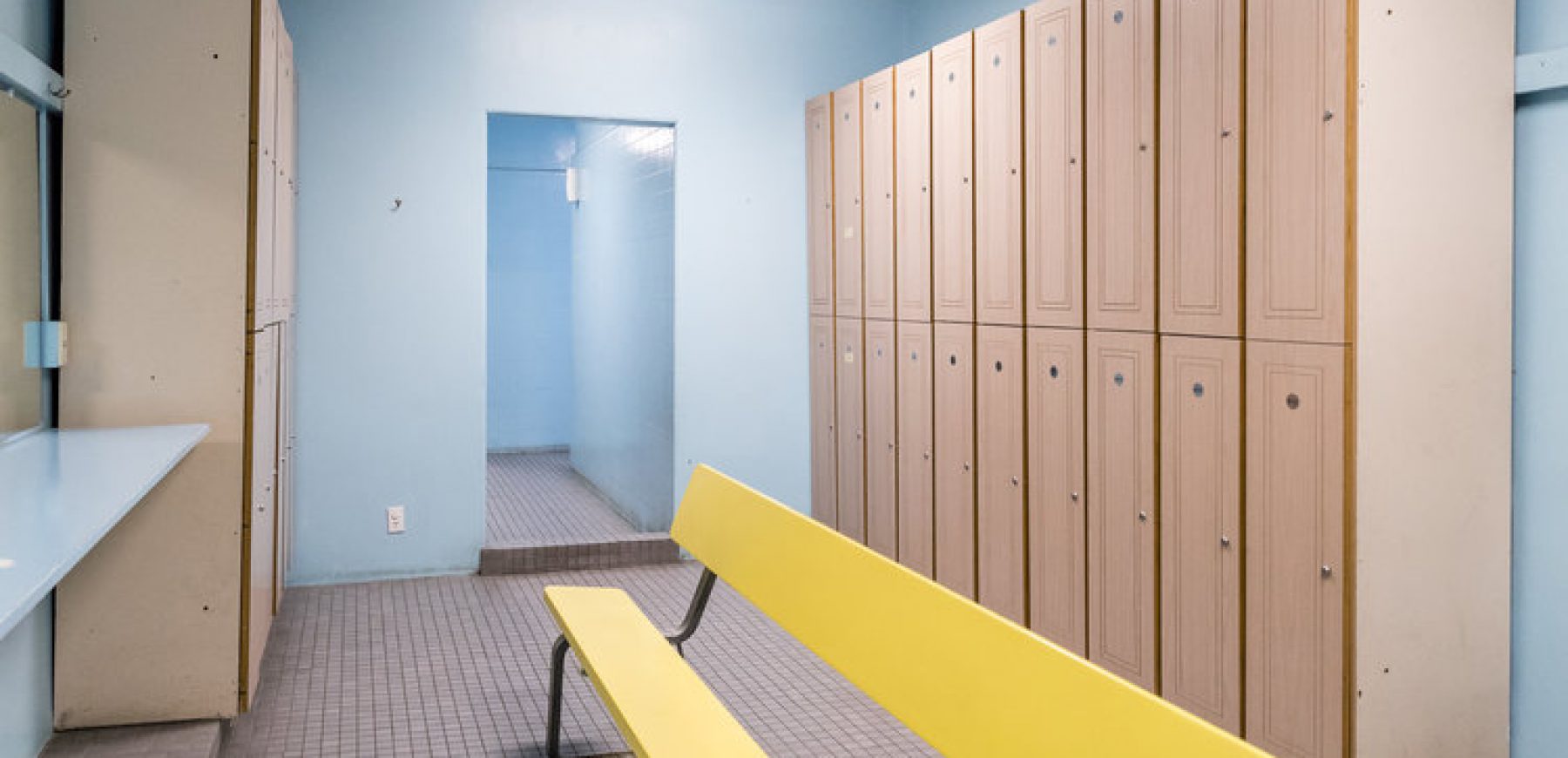 Women-Locker-Room