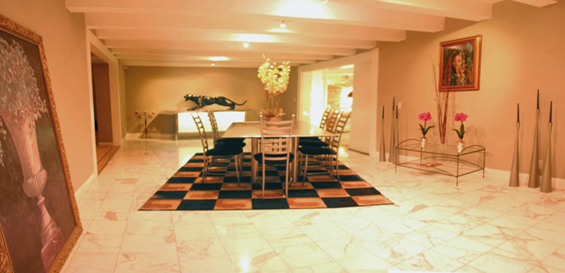 dinning-nu_small_j5pt1