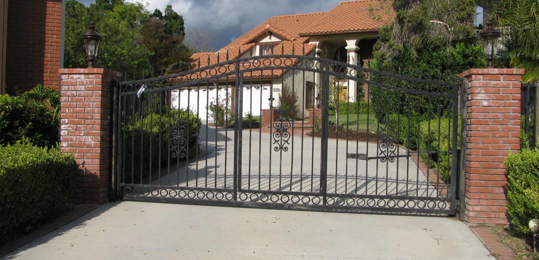 front-gate